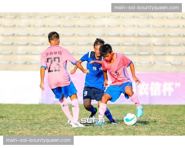 马赛俱乐部举办移民社区足球节，强调足球团结力量