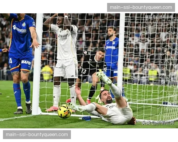 皇马客场0-1不敌巴黎，次回合将回伯纳乌背水一战